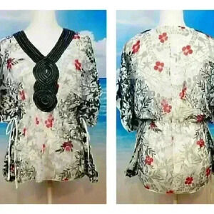 STUDIO Y Womans Sheer Shirt Lightweight Butterfly top Gathered Tie Waist size Sm